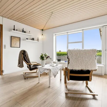Dom wakacyjny Janin - 400m From The Sea By Interhome Højer